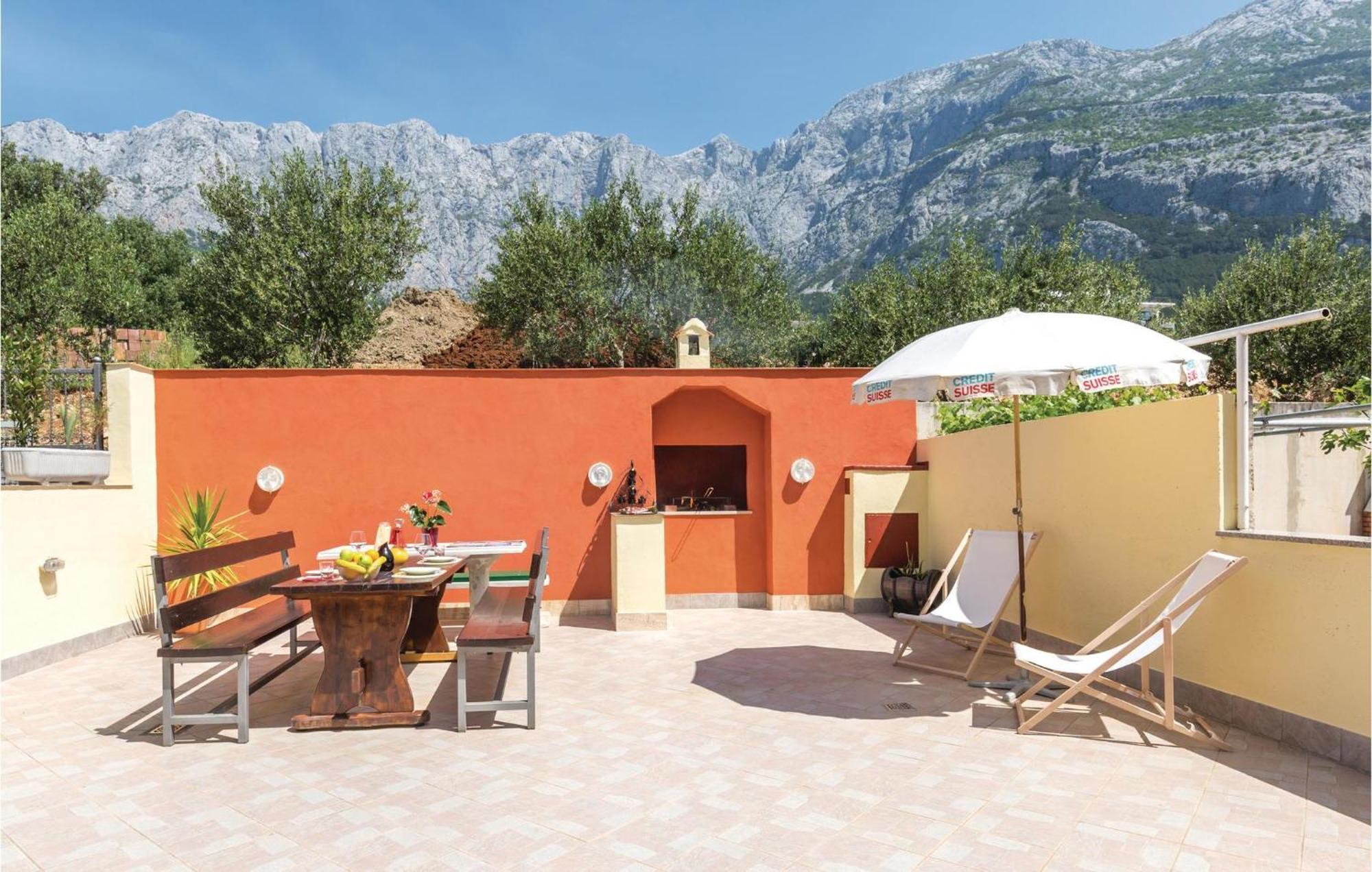 Nice Apartment In Makarska With House Sea View Экстерьер фото